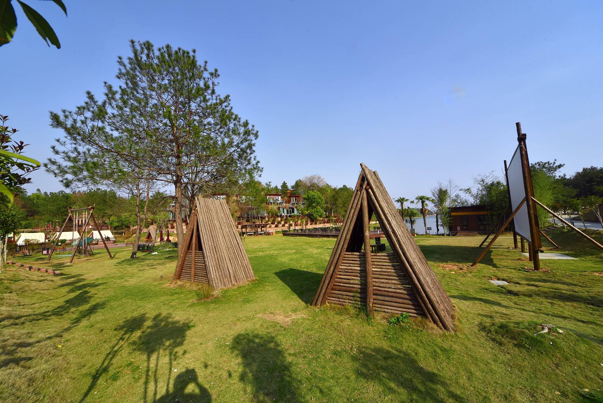 品乡土美食，住精品民宿，花海打卡拍美照，武汉春天这样玩就对了