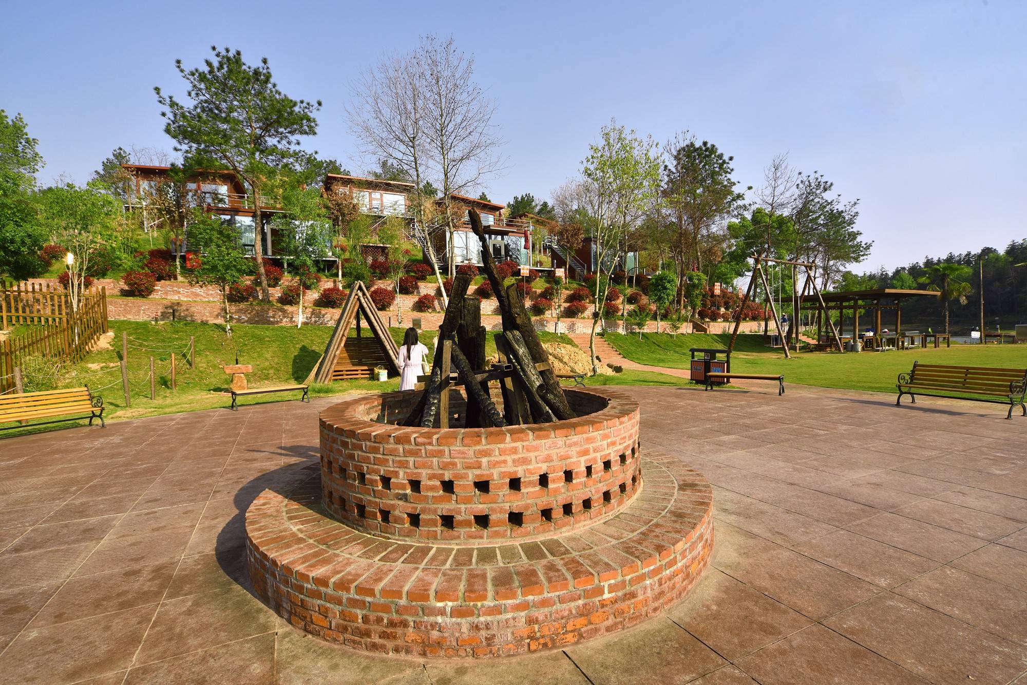 品乡土美食，住精品民宿，花海打卡拍美照，武汉春天这样玩就对了