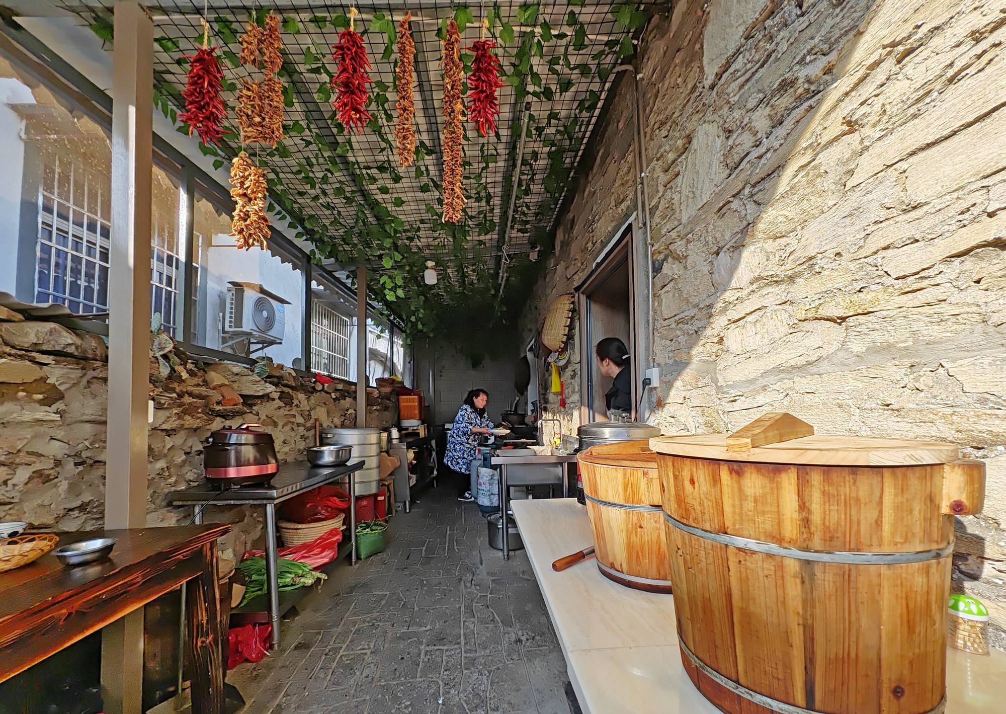 品乡土美食，住精品民宿，花海打卡拍美照，武汉春天这样玩就对了