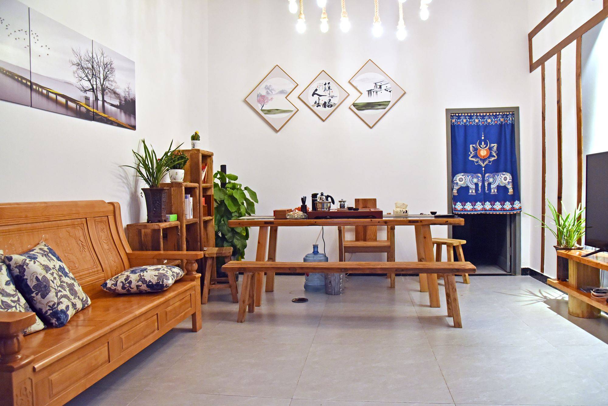 品乡土美食，住精品民宿，花海打卡拍美照，武汉春天这样玩就对了