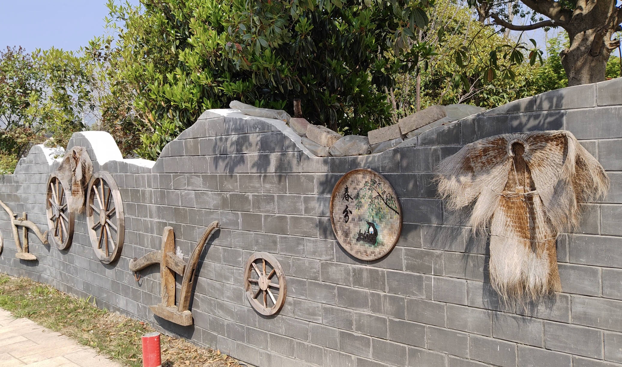品乡土美食，住精品民宿，花海打卡拍美照，武汉春天这样玩就对了