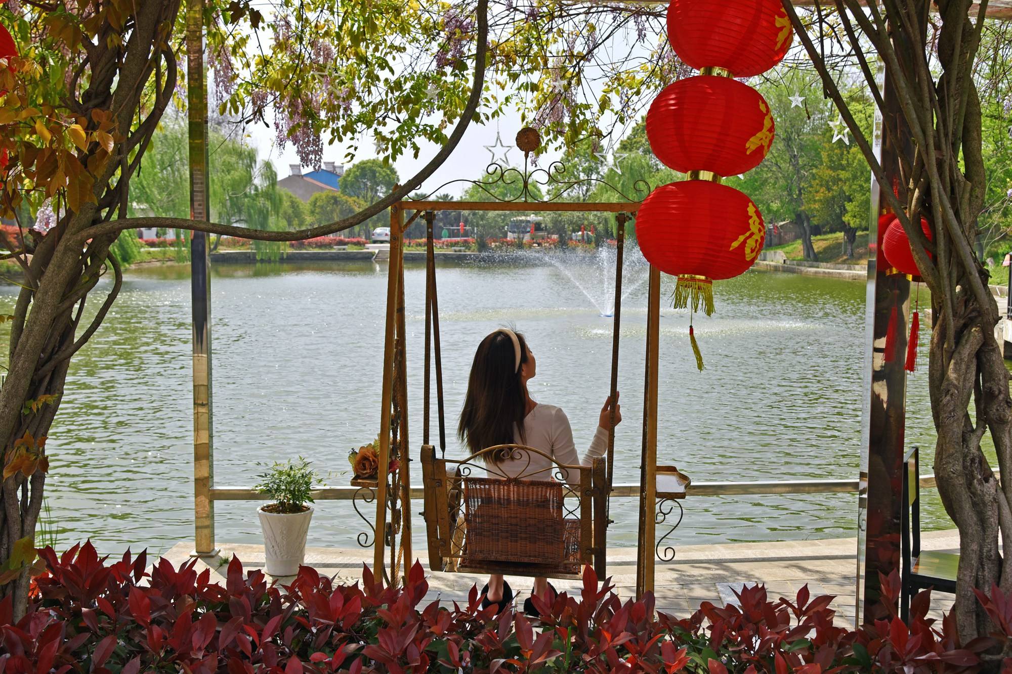 品乡土美食，住精品民宿，花海打卡拍美照，武汉春天这样玩就对了