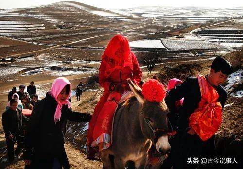 2018年陕西小伙想要结婚，让11个亲姐姐凑32万买婚房，后来如何了