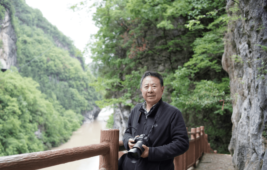 【头条诗人】孟大川诗词选