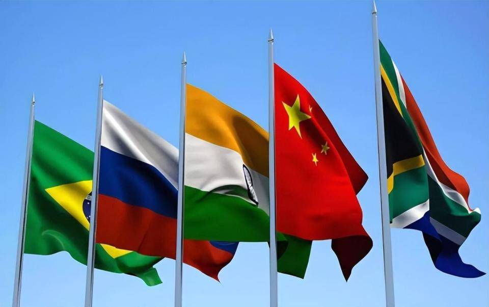 布林肯挺台参加WHA，美国商务部称不对劲，中国玉米订单量已腰斩