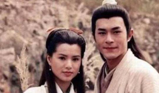 他是杨过的儿子，张无忌根本没法跟他比，连张三丰都胜不过他！