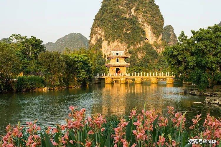 这个小城景色不输桂林，去1次等于玩遍4省，只有1%国人知道