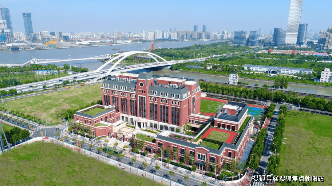 上海闵行上海桃花源别墅丨上海桃花源售楼处丨上海桃花源欢迎您丨预约电话