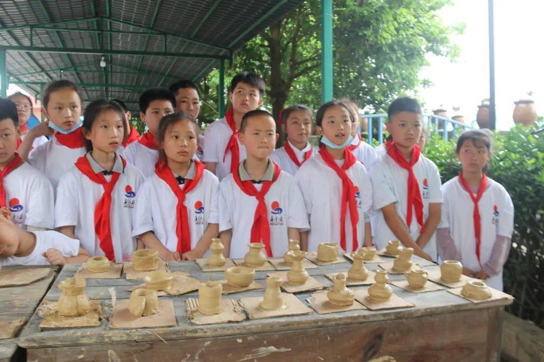 第一期贵州希望工程升级版“壮苗计划”遵义市研学活动举行