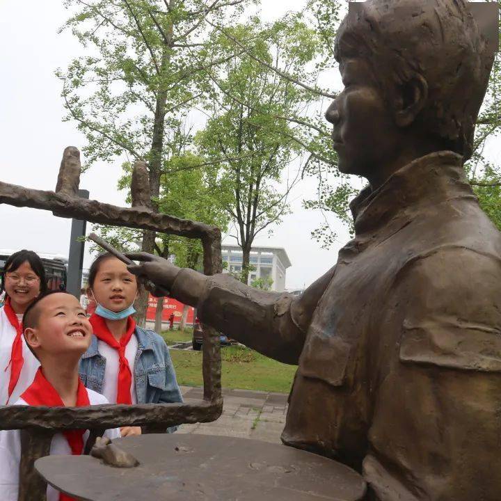 第一期贵州希望工程升级版“壮苗计划”遵义市研学活动举行