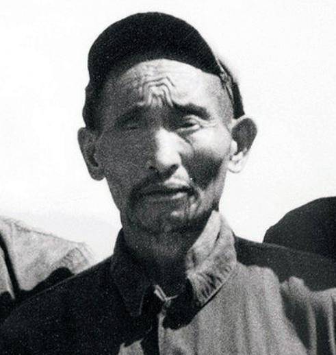 1952年，彝族部落发现一奴隶，军区直接派人将其接走，他是谁？