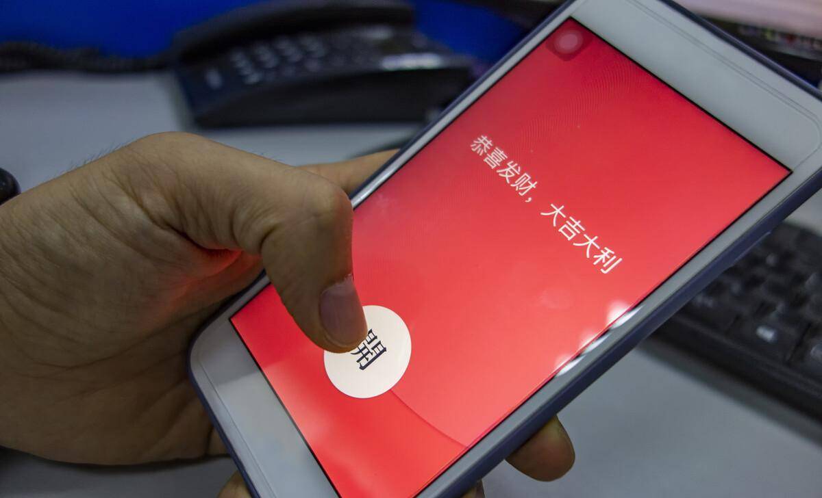 情人节收到的礼物代表对方对你的态度哦，别傻傻不知道