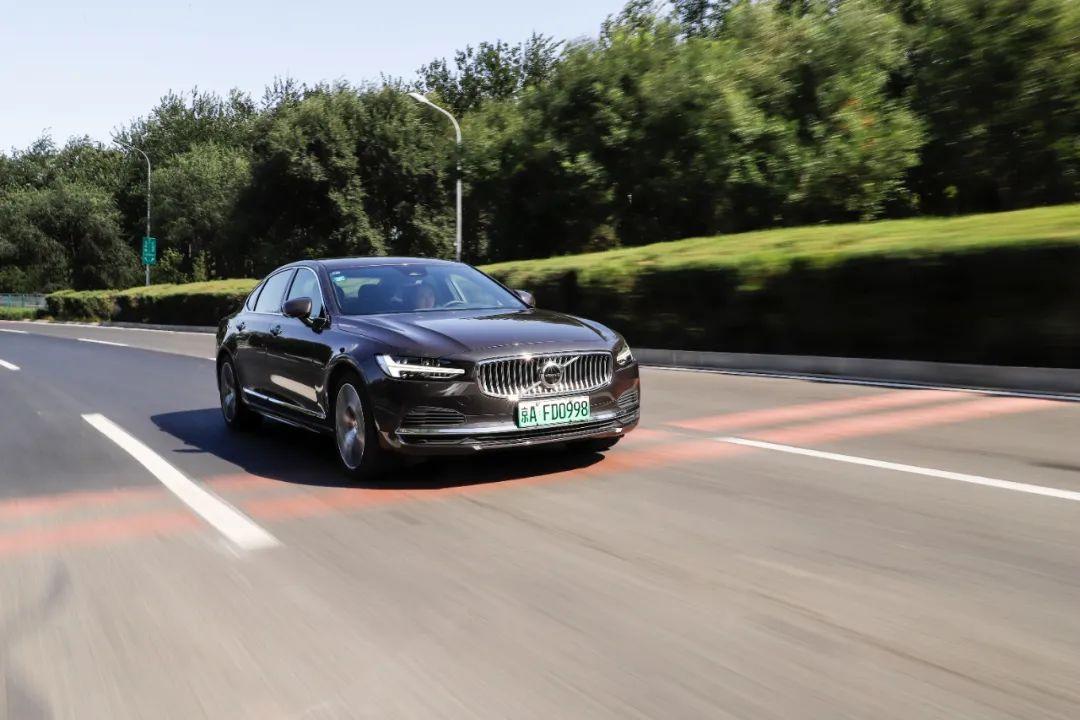 沃尔沃s90多少钱一辆_沃尔沃s90属于什么级别的车_沃尔沃s90