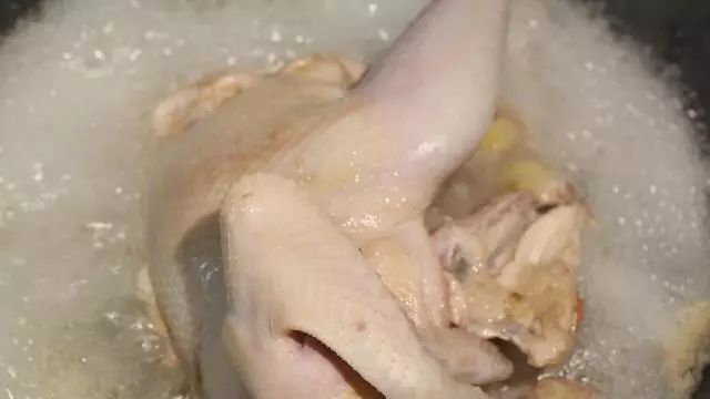 鸡汤做法_煲鸡汤的做法_母鸡汤的做法