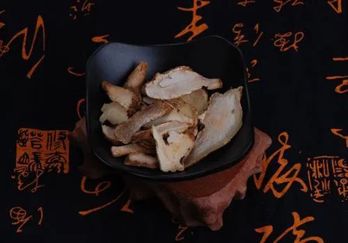 鲜白芨的功效与作用_白芨的功效_白芨功效与作用
