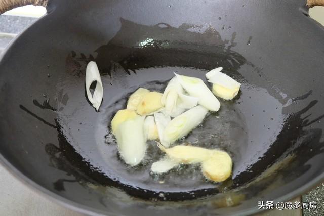 大盘鸡的家常做法_家常大盘鸡的做法_大盘鱼的家常做法