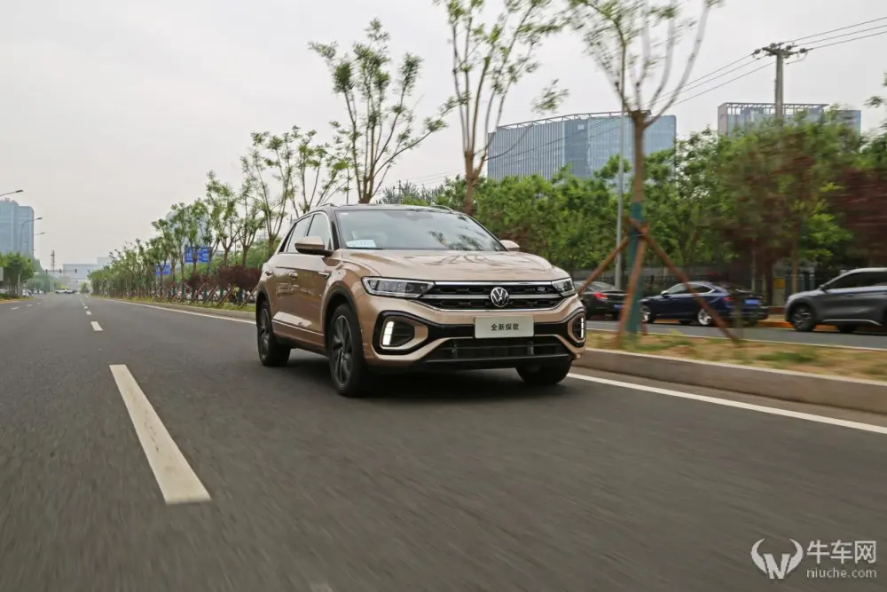 大众新款suv车型视频_大众新款车型suv_一汽大众新款suv车型