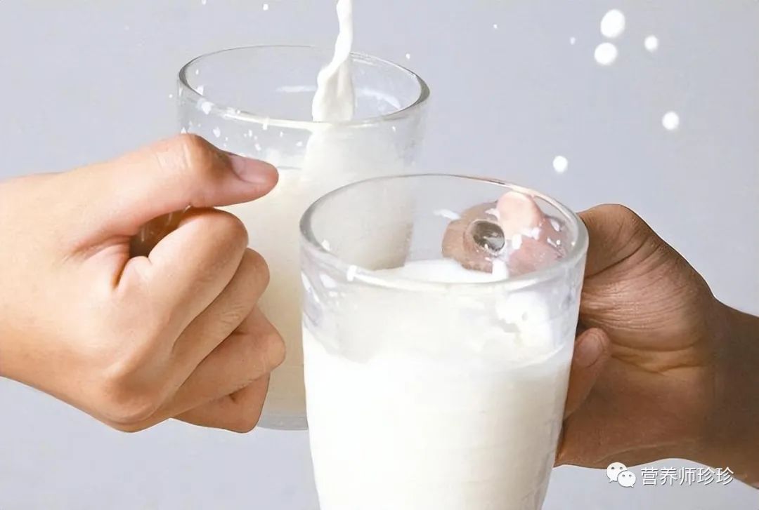 喝牛奶好还是奶粉好_牛奶什么时间喝最好_喝牛奶好还是羊奶好