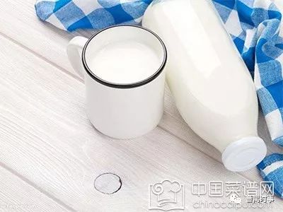 牛奶什么时间喝最好_宝宝喝羊奶好还是喝牛奶好_婴儿喝羊奶好还是牛奶好