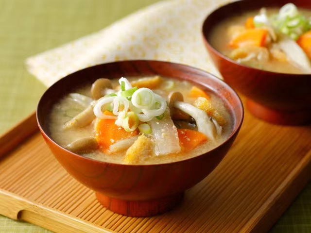 【日本文化】为什么大部分日本人每天都喝“味增汤”呢？