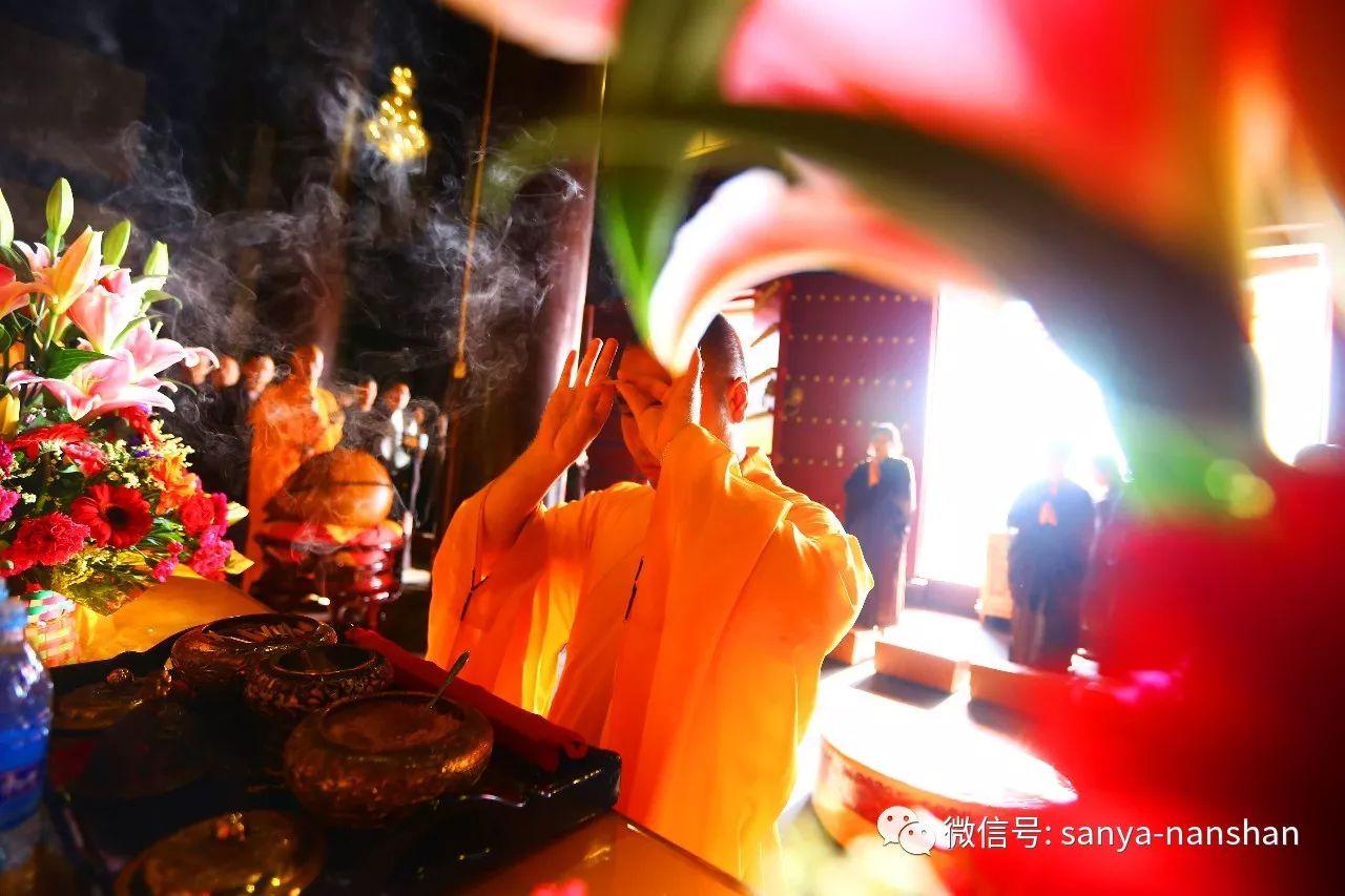 恭迎阿弥陀佛圣诞，三亚南山将举行精进佛七共修法会，跨年祈福！