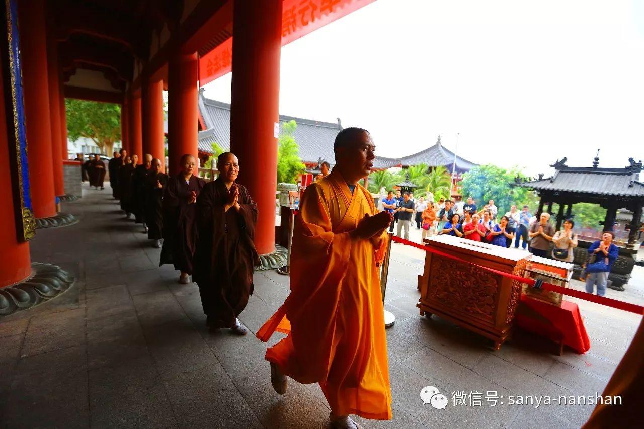 阿弥陀圣诞日_阿弥陀佛圣诞日_圣诞陀佛阿弥陀佛图片