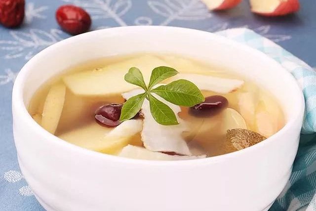 冬季养生汤 推荐三款美味可口的营养汤