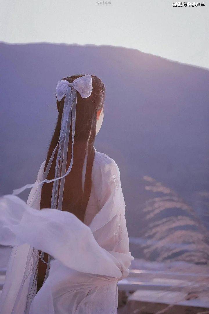 李若彤照片_李若彤_李若彤小龙女