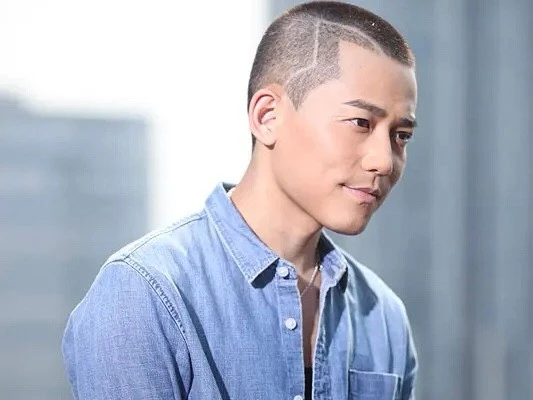 李炜资料_苏醒李炜事件_李炜