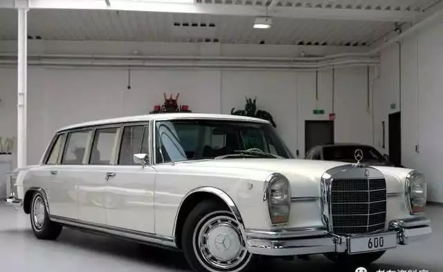奔驰迈巴赫商务车mpv_奔驰迈巴赫_奔驰迈巴赫s480报价及图片
