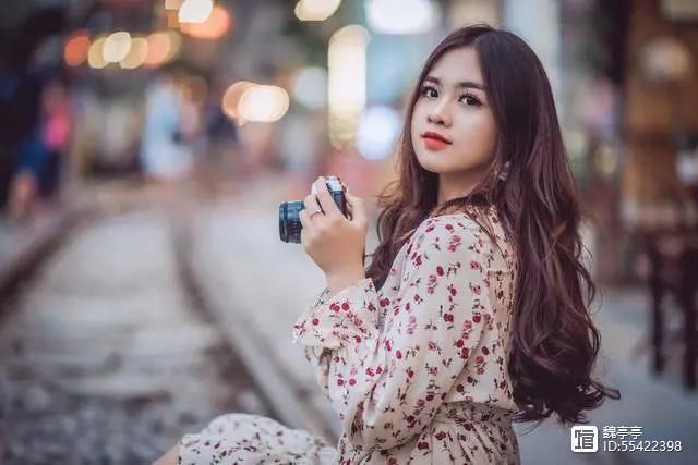 其实，男人更喜欢，能“抓”在手里的女人