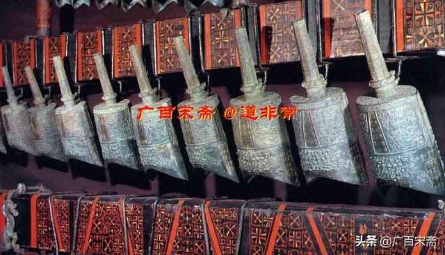 而上述国家和地区广泛分布拥有M120的人们这一事实，再次充分证明我的华夏文明起源和迁