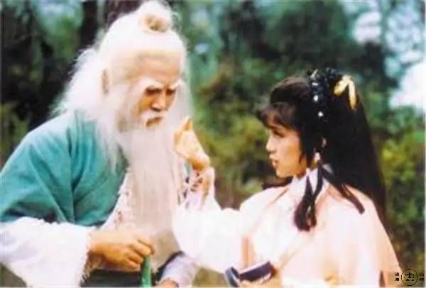 金庸笔下人物名字的出处，什么叫做知识渊博！