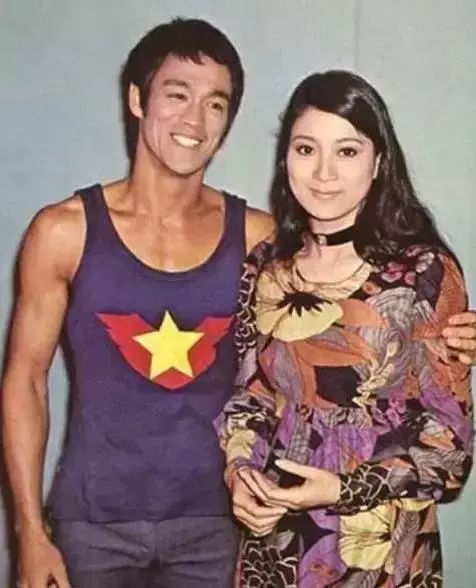 丁佩和向华强什么关系_丁佩和李小龙是什么关系_丁佩