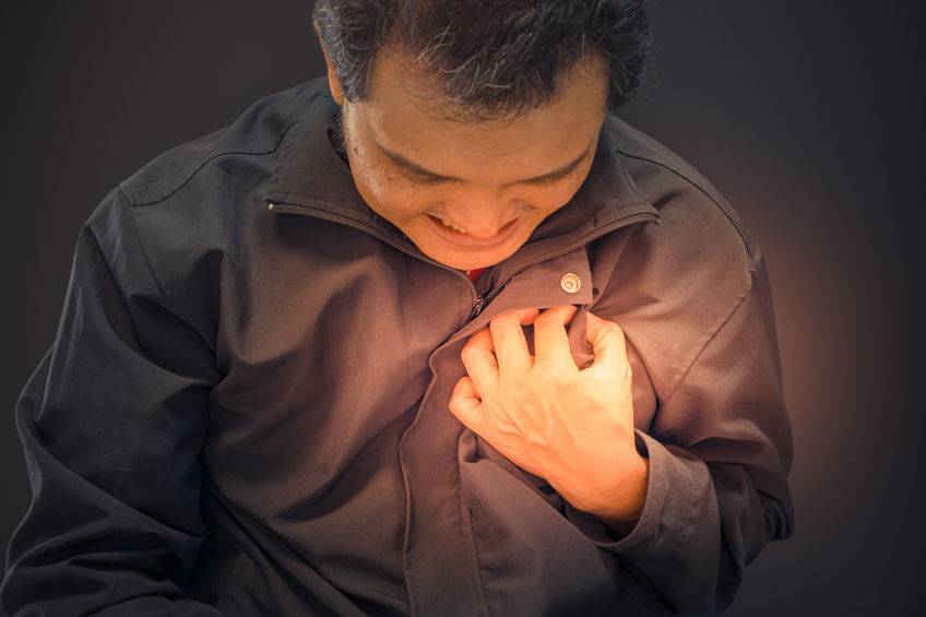 胸口莫名疼痛，或与这3种疾病有关，需重视，以免危及生命