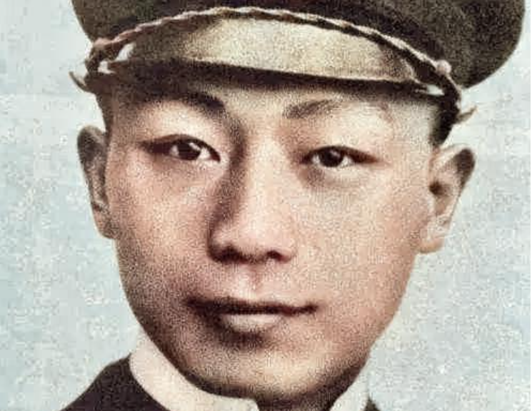 细数聂荣臻各个历史时期的最高职位，就明白他为何必须封帅了