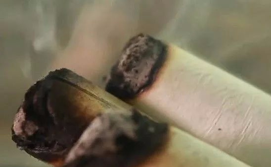 给肝癌晚期的妈妈艾灸，一年后大为好转，医生惊叹为奇迹