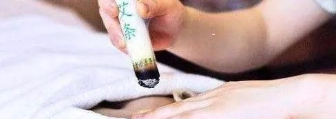 给肝癌晚期的妈妈艾灸，一年后大为好转，医生惊叹为奇迹