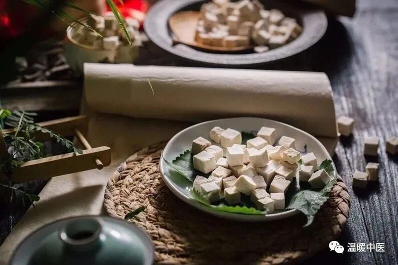 一个方子，就能同时补脾补肾，只需三味药材泡水喝