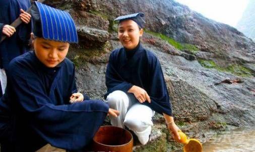 一位女道士提供的6个道家驻颜术方子：送给她，让她美
