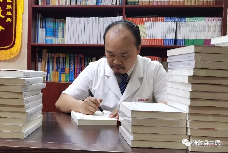 戒烟秘方公布！服用后再不想抽烟，闻到别人抽烟也会反感！方在文