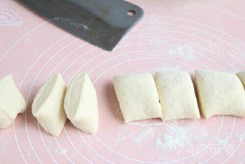 面食就爱这样吃，比包子简单，比馒头好吃，出锅瞬间被家人分光