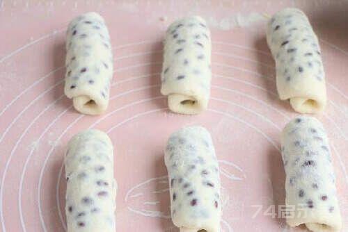面食就爱这样吃，比包子简单，比馒头好吃，出锅瞬间被家人分光