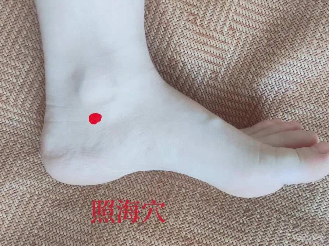 睡前按一按，一觉到天亮！对中老年人尤其有效