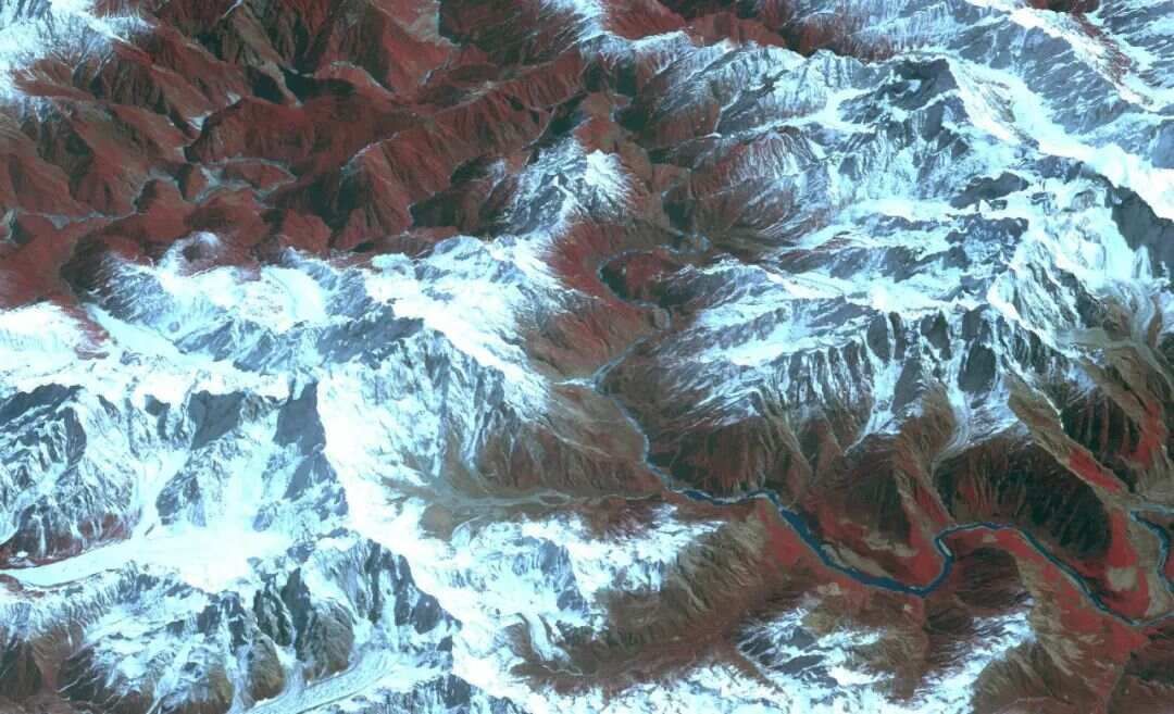 雅鲁藏布江向西流_雅鲁藏布江断流印度_