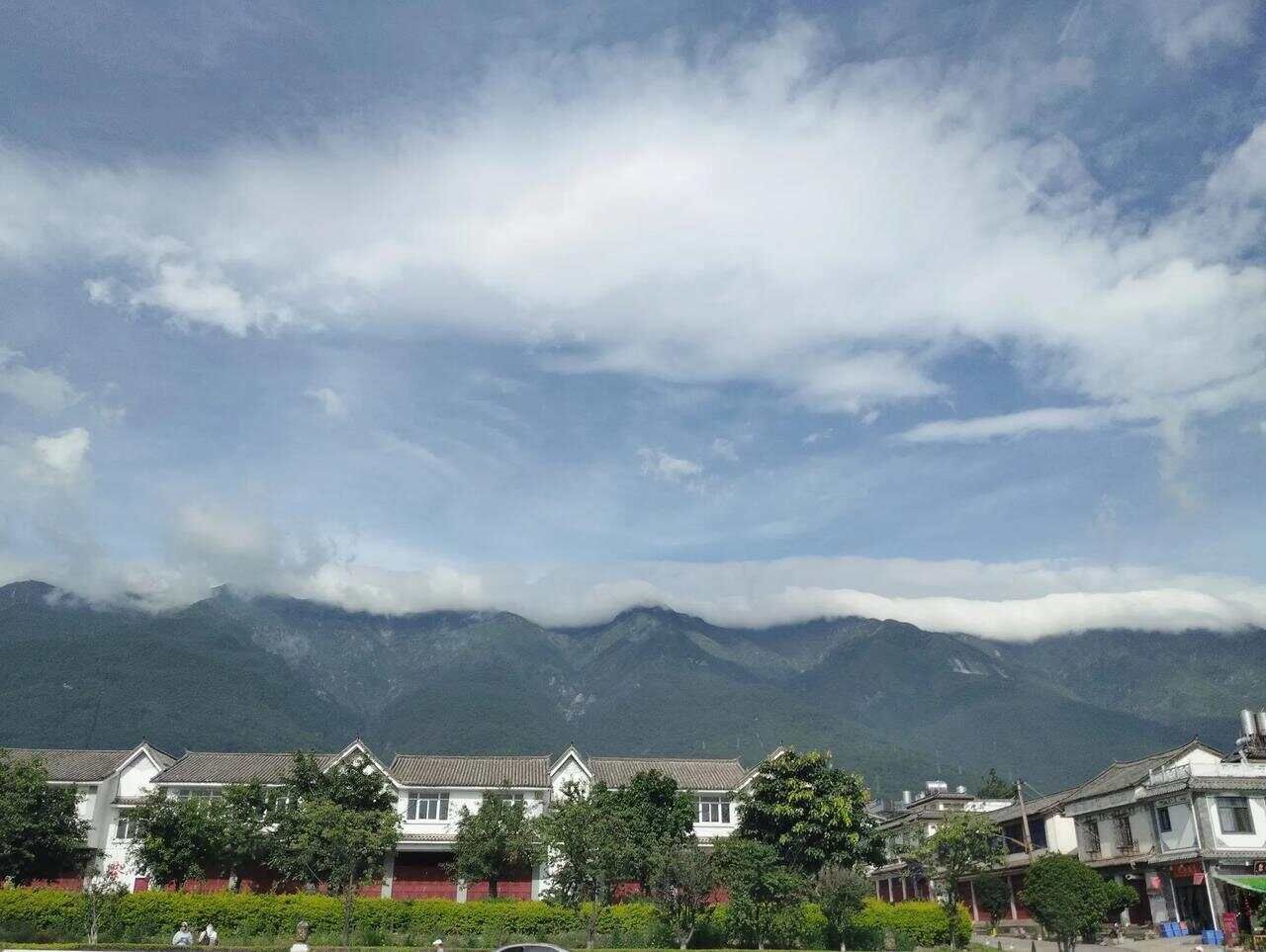 _又要男人赚钱又要男人顾家_想着赚钱的男人