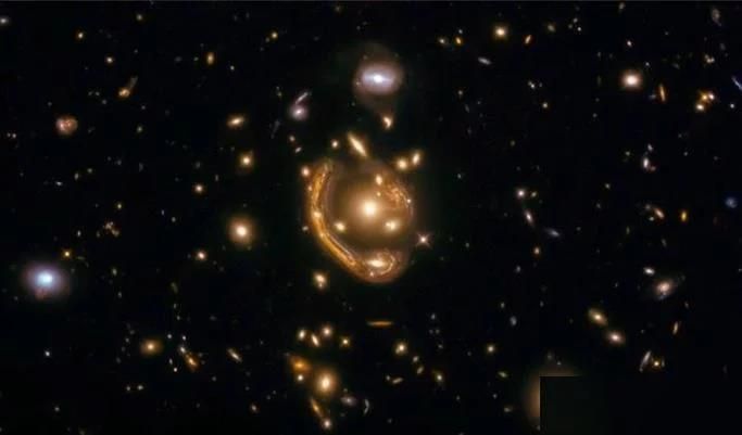 透过哈勃看宇宙宇宙遗产_列宁的物质定义揭示_