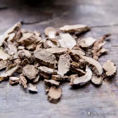治疗耳鸣的草药__治疗耳鸣的汤药