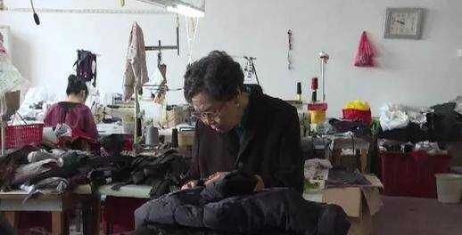_老奶奶十年还2000万_浙江高龄奶奶还债