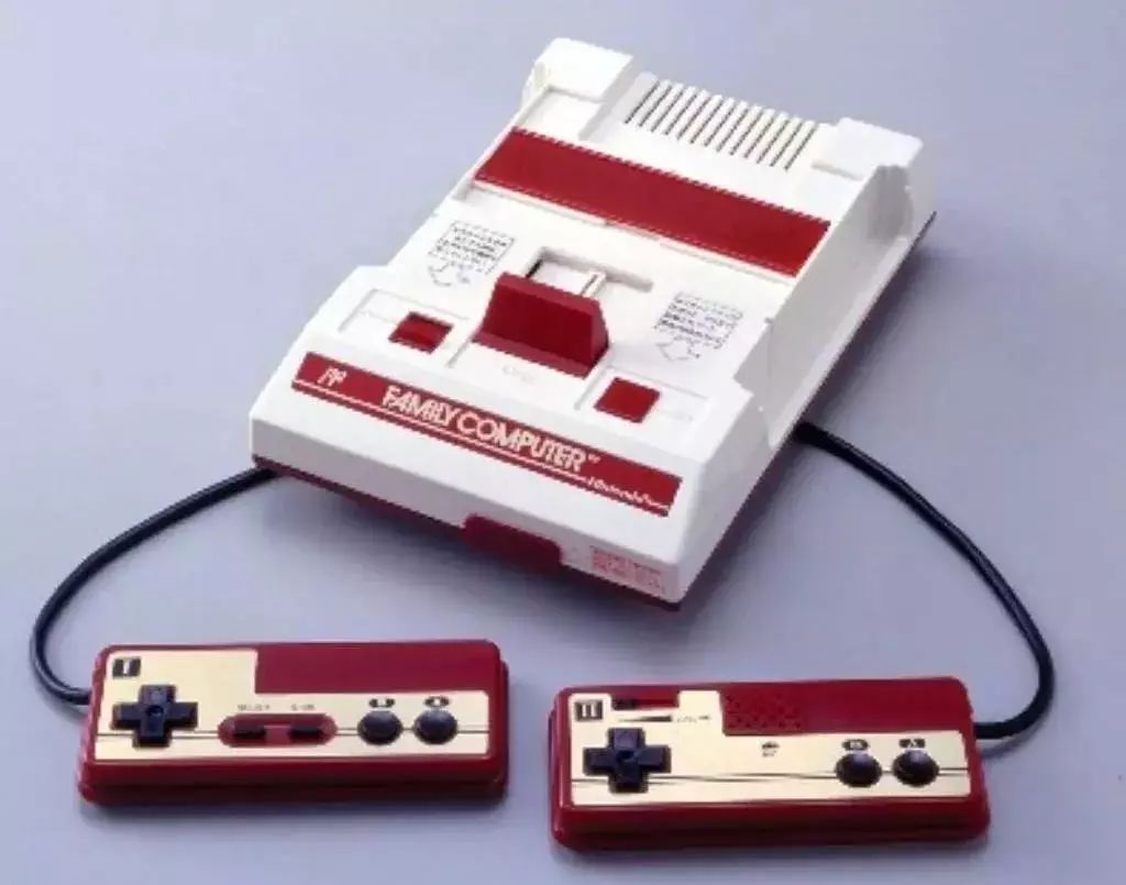口袋“红白”游戏机，168款经典游戏想玩儿就玩！